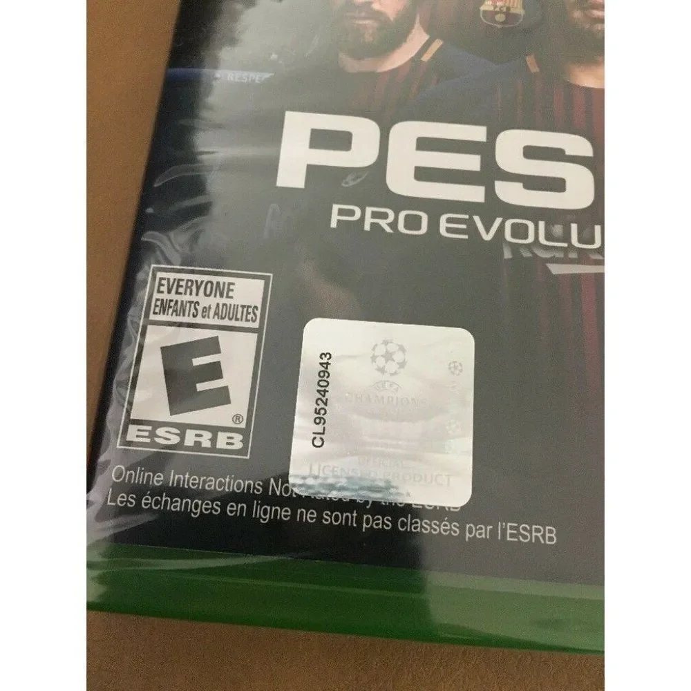 PES 2018 Pro Evolution Soccer 2018 XBOX One NEW
